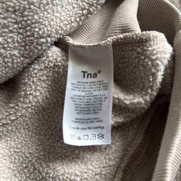 TNA| CozyAF Fleece Hoody - Picture 8 of 10